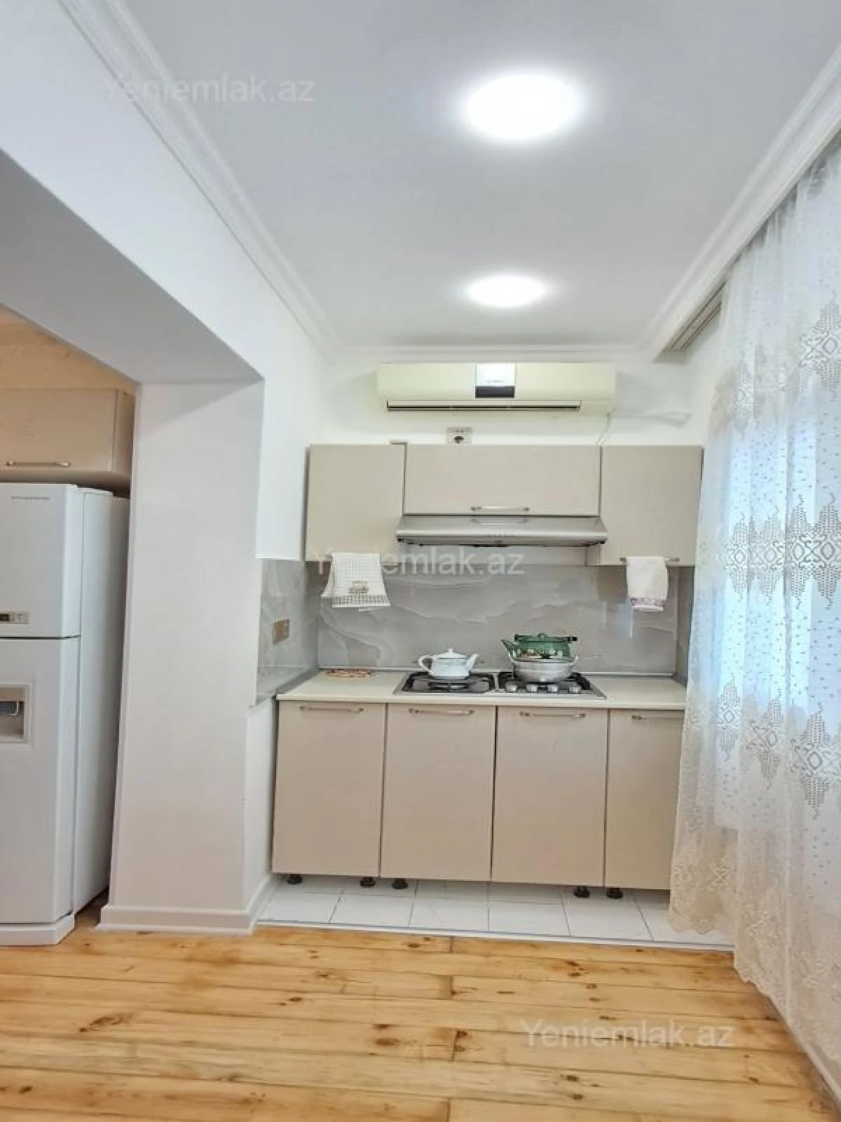 Satılır 2 otaqlı köhnə tikili 57 m²