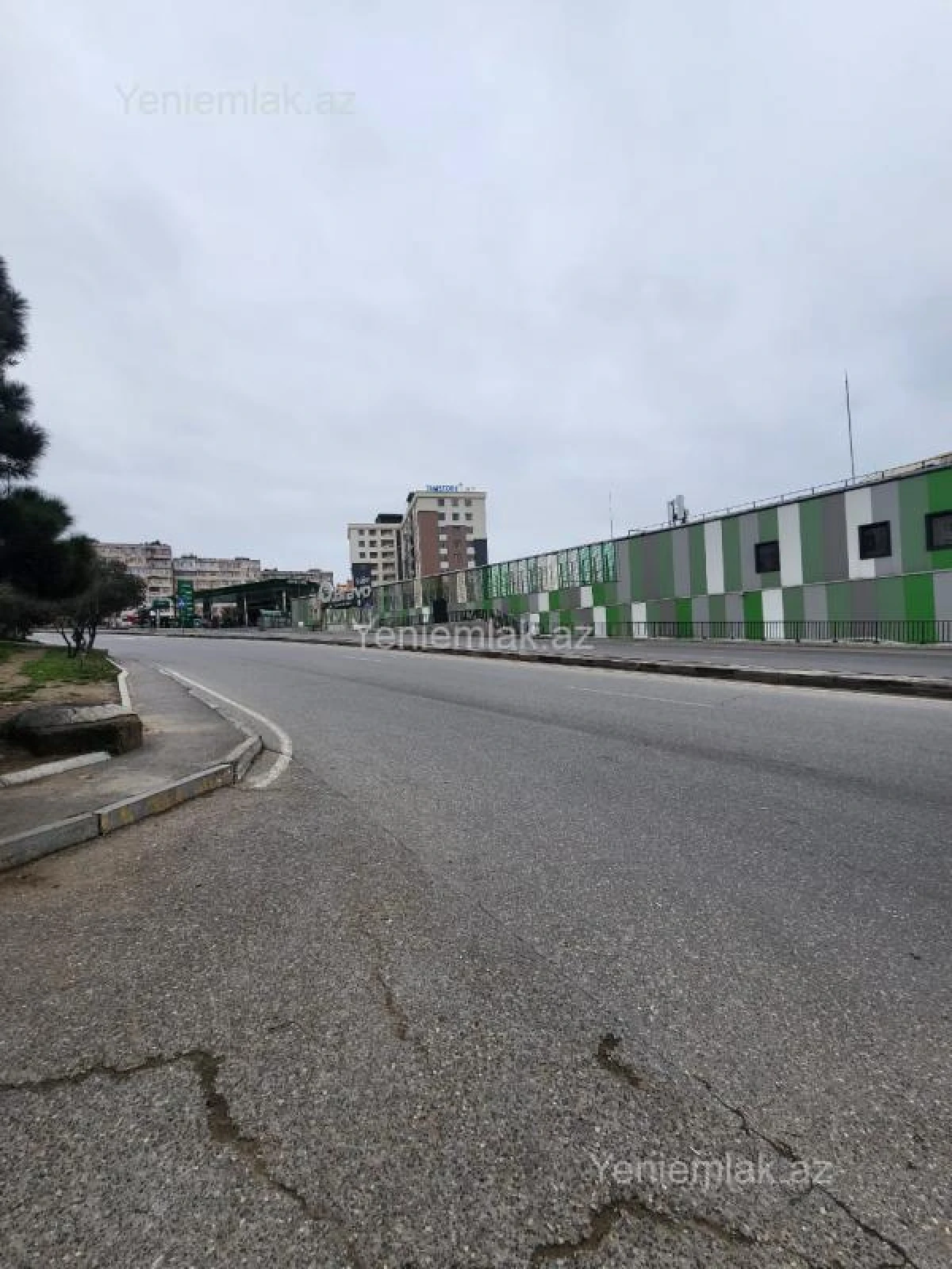 Satılır 4 otaqlı obyekt 100 m²