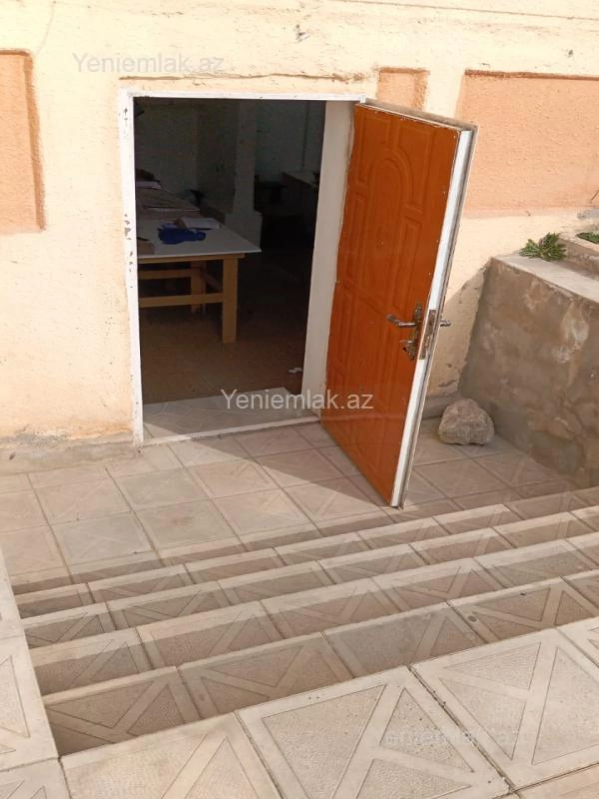 Satılır 4 otaqlı obyekt 100 m²