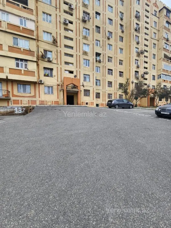 Satılır 4 otaqlı obyekt 100 m²