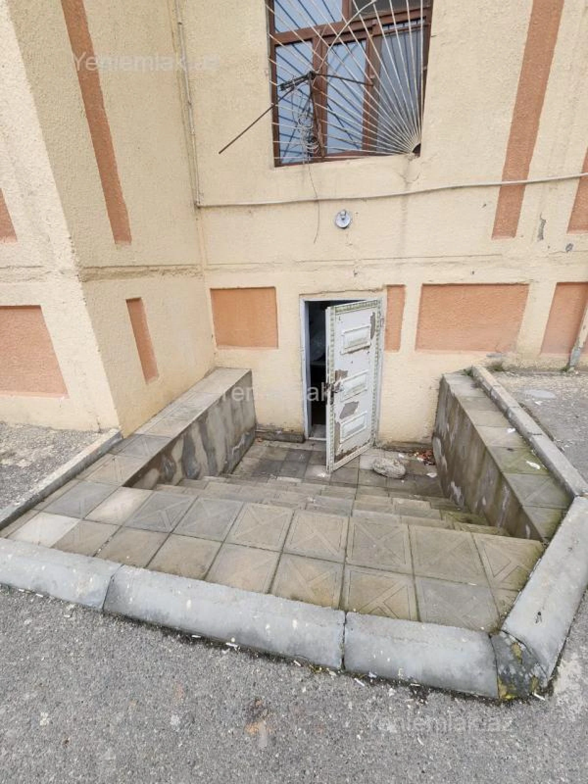 Satılır 4 otaqlı obyekt 100 m²