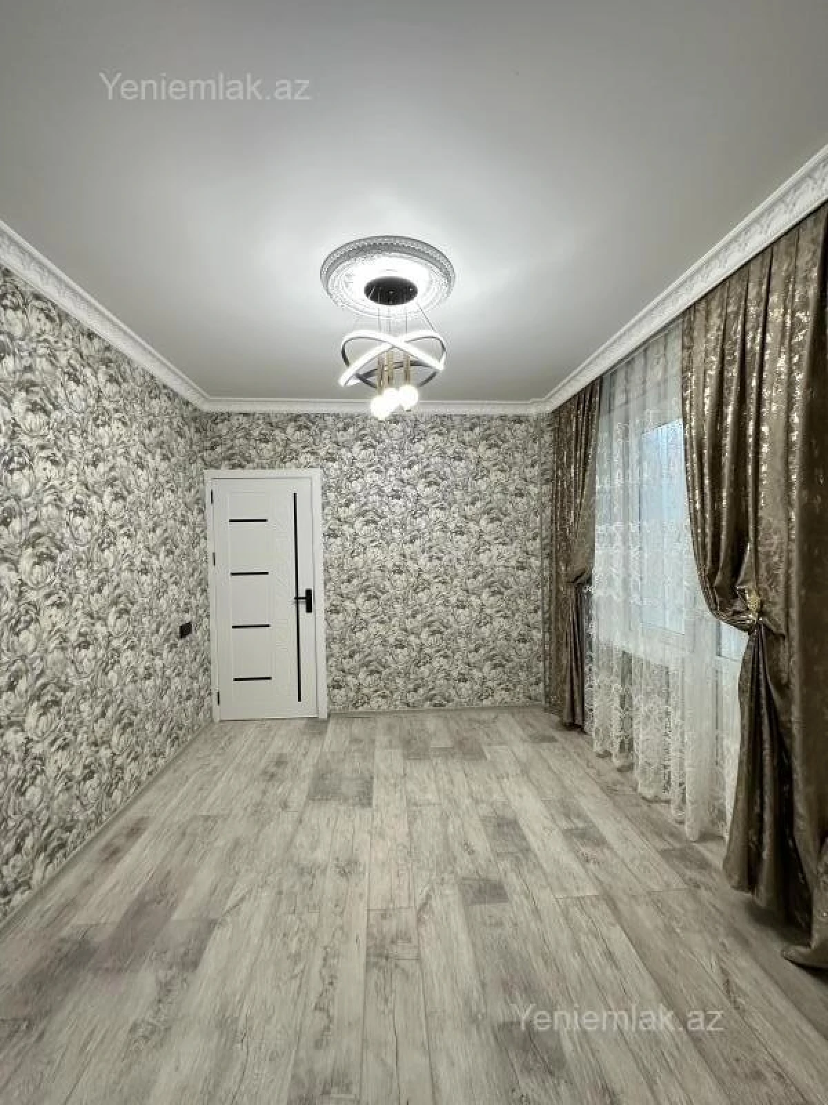 Satılır 3 otaqlı köhnə tikili 60 m²
