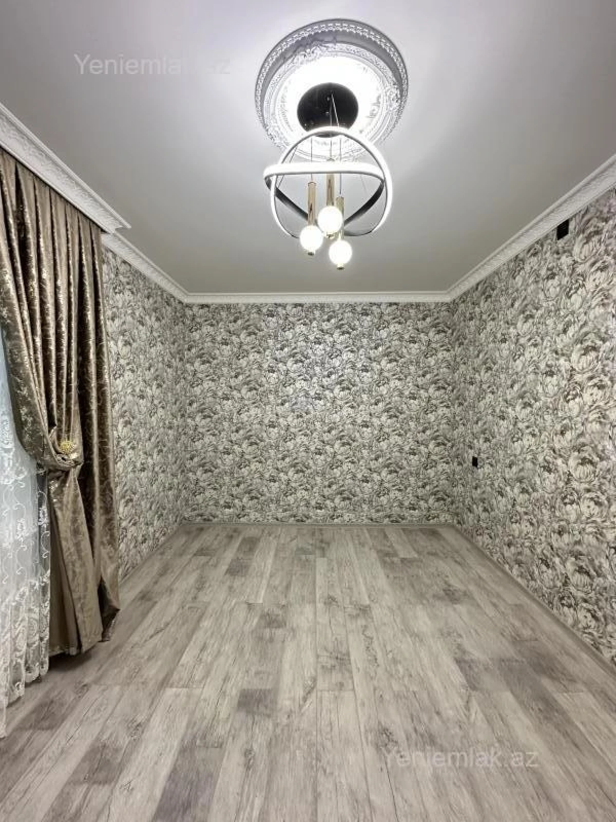 Satılır 3 otaqlı köhnə tikili 60 m²