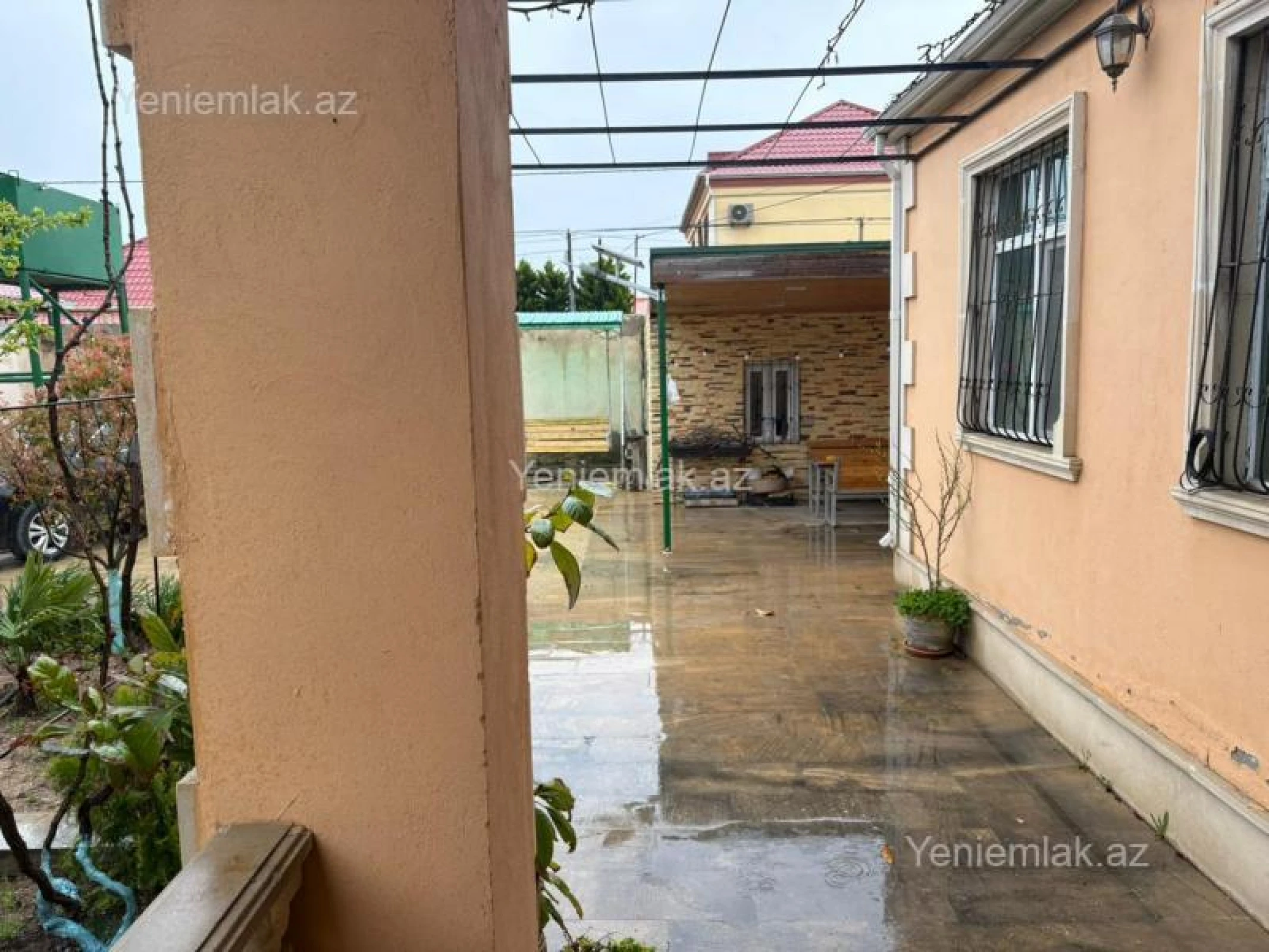 Satılır 5 otaqlı həyət evi 120 m²