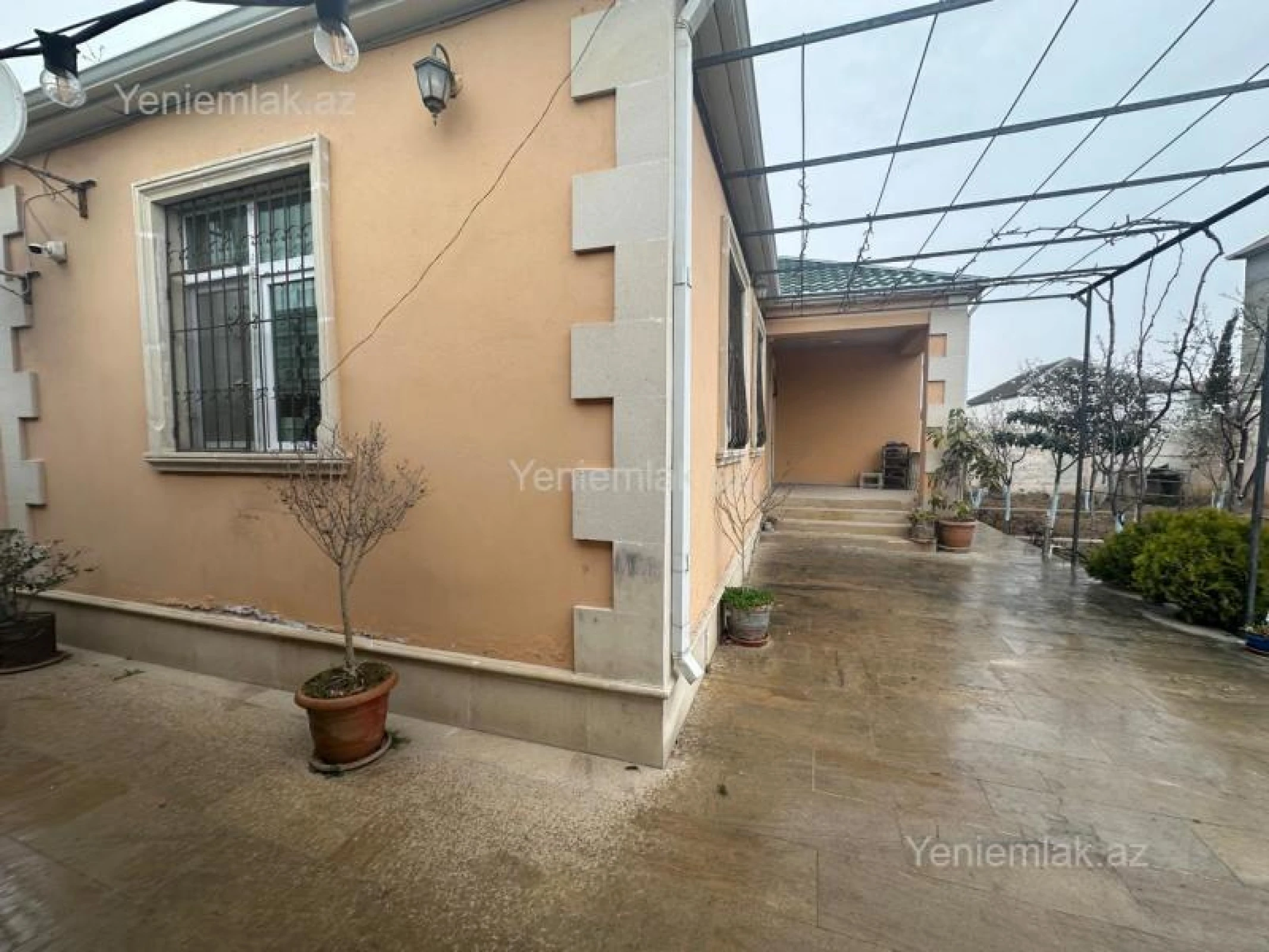 Satılır 5 otaqlı həyət evi 120 m²