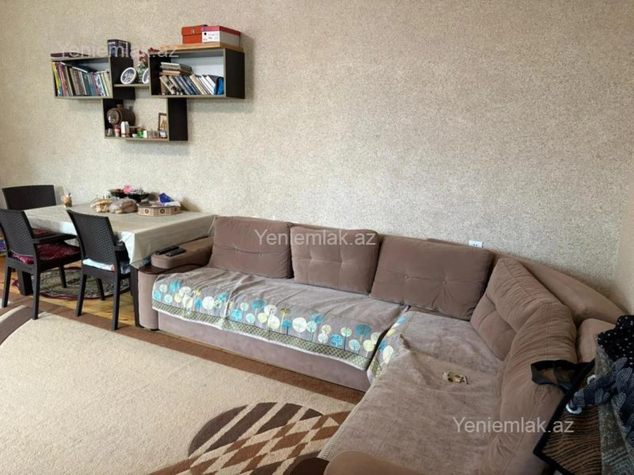 Satılır 5 otaqlı həyət evi 120 m²