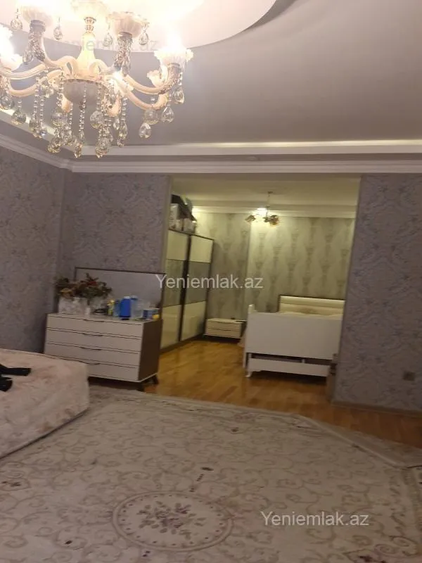 Satılır 3 otaqlı yeni tikili 105 m²