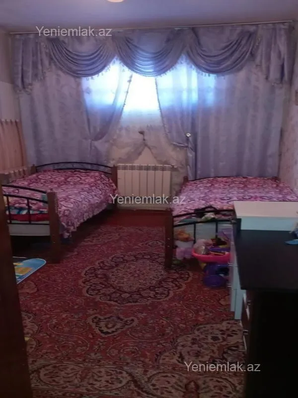 Satılır 3 otaqlı həyət evi 100 m²