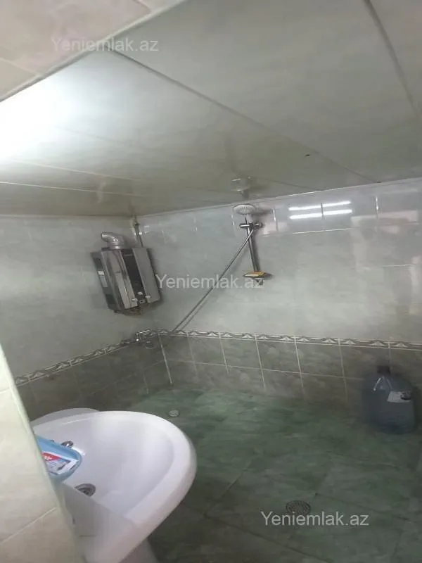 Satılır 3 otaqlı həyət evi 100 m²