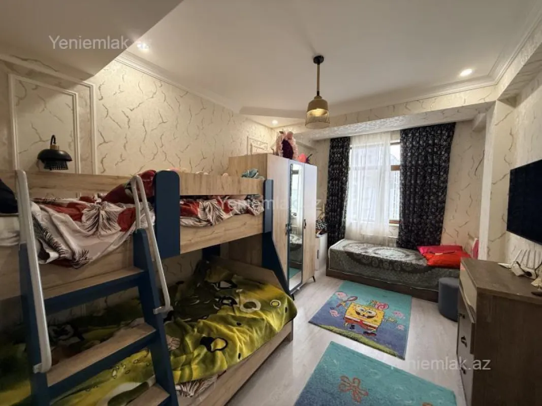 Satılır 3 otaqlı yeni tikili 127.5 m²