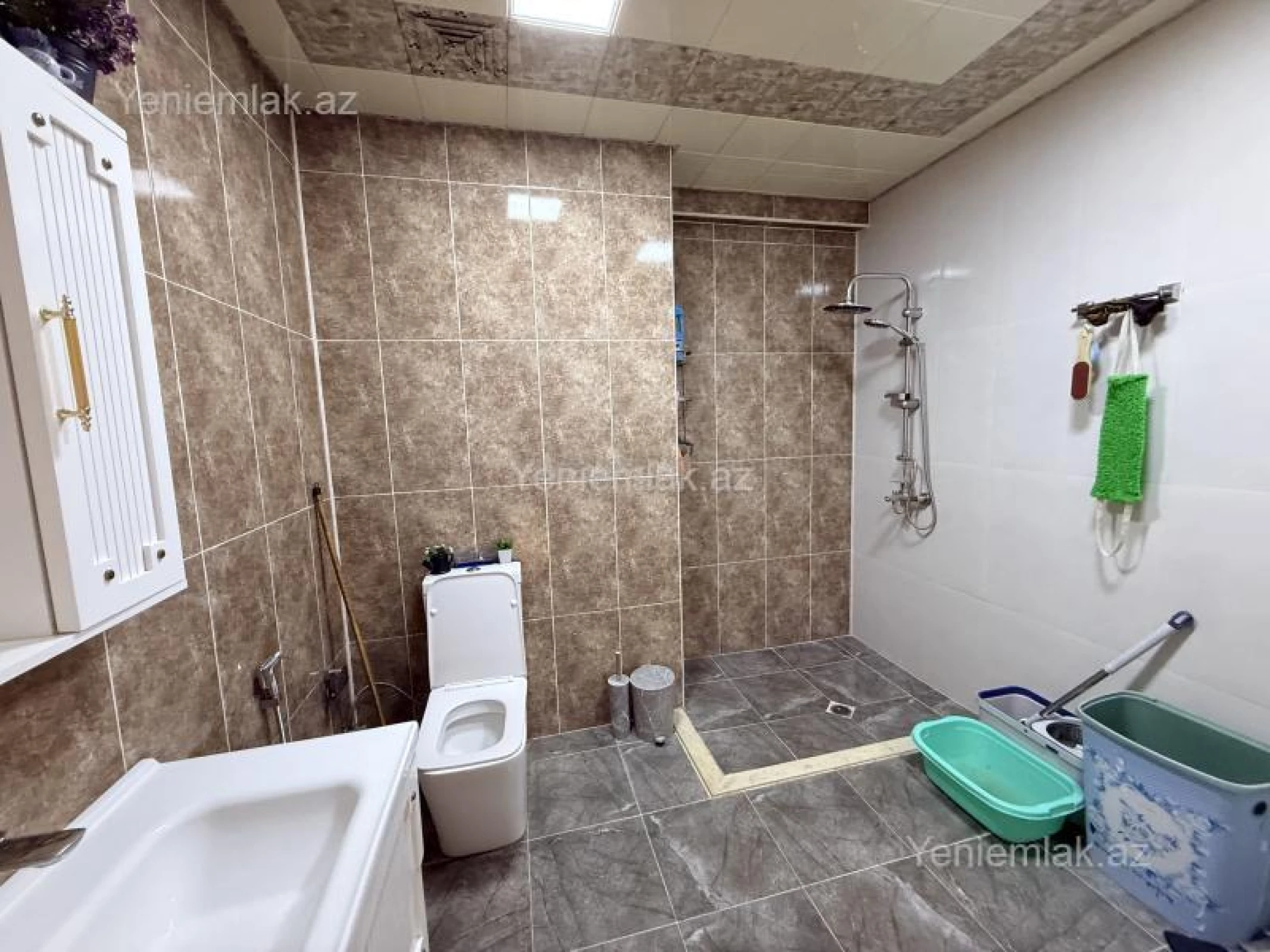 Satılır 3 otaqlı yeni tikili 127.5 m²