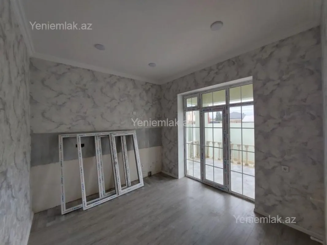 Satılır 4 otaqlı həyət evi 110 m²