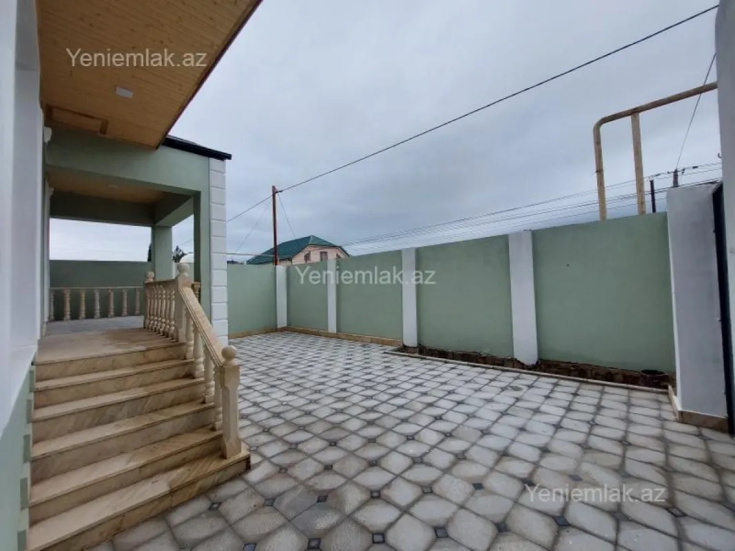 Satılır 4 otaqlı həyət evi 110 m²