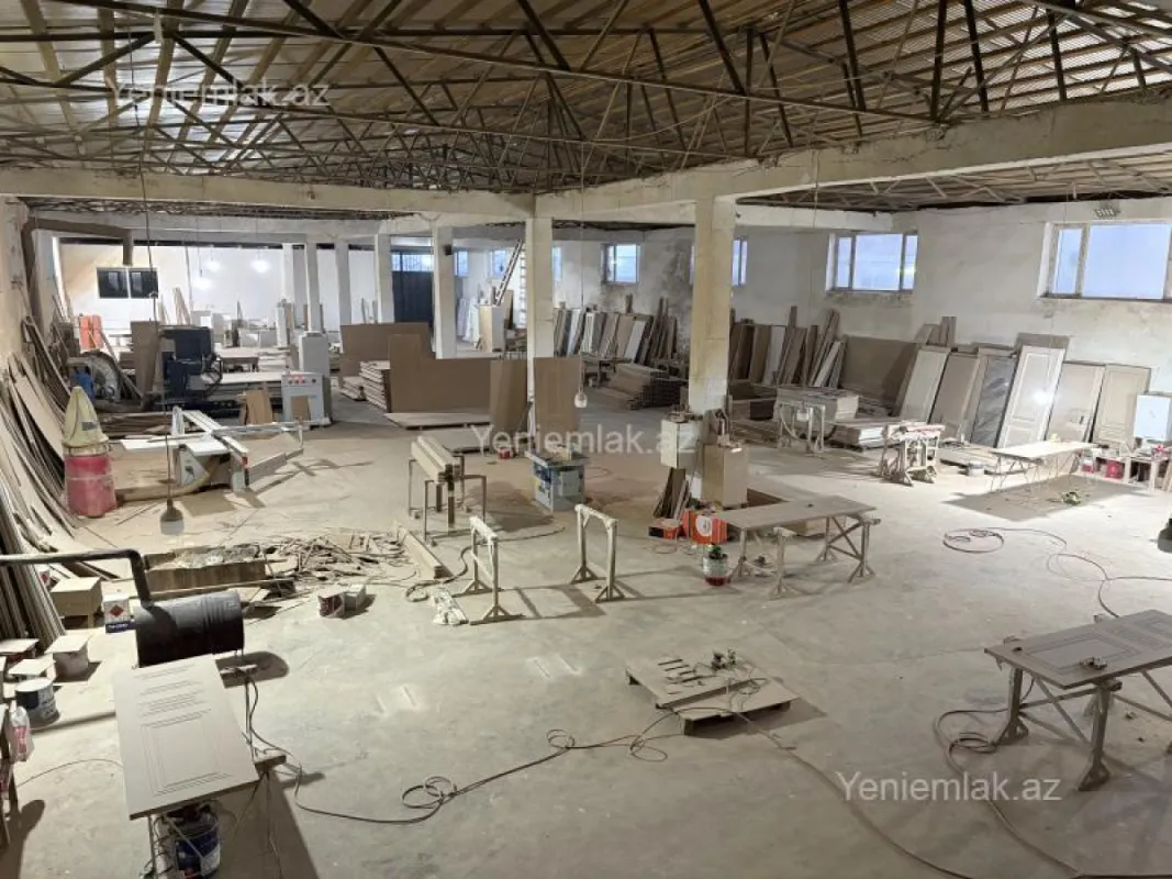 Satılır 16 otaqlı obyekt 1325 m²