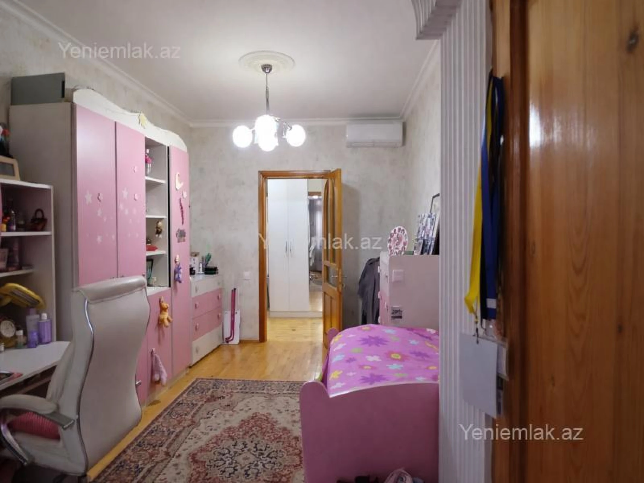 Satılır 3 otaqlı köhnə tikili 82 m²