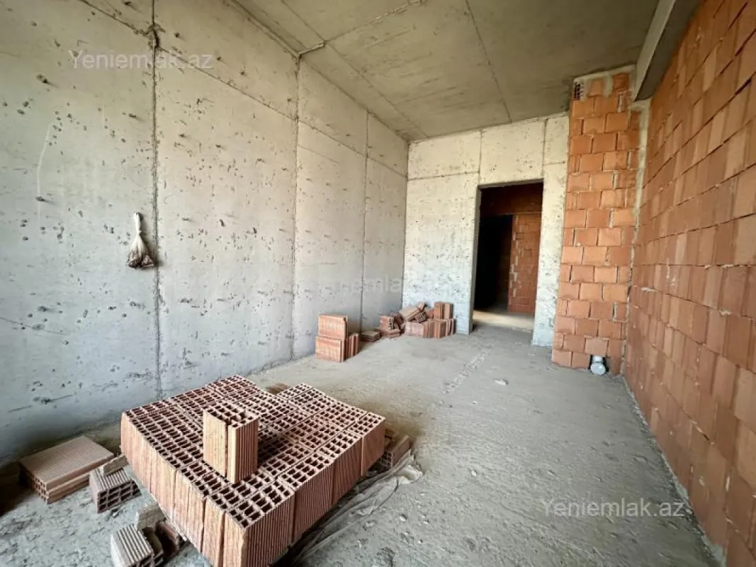 Satılır 3 otaqlı yeni tikili 125 m²