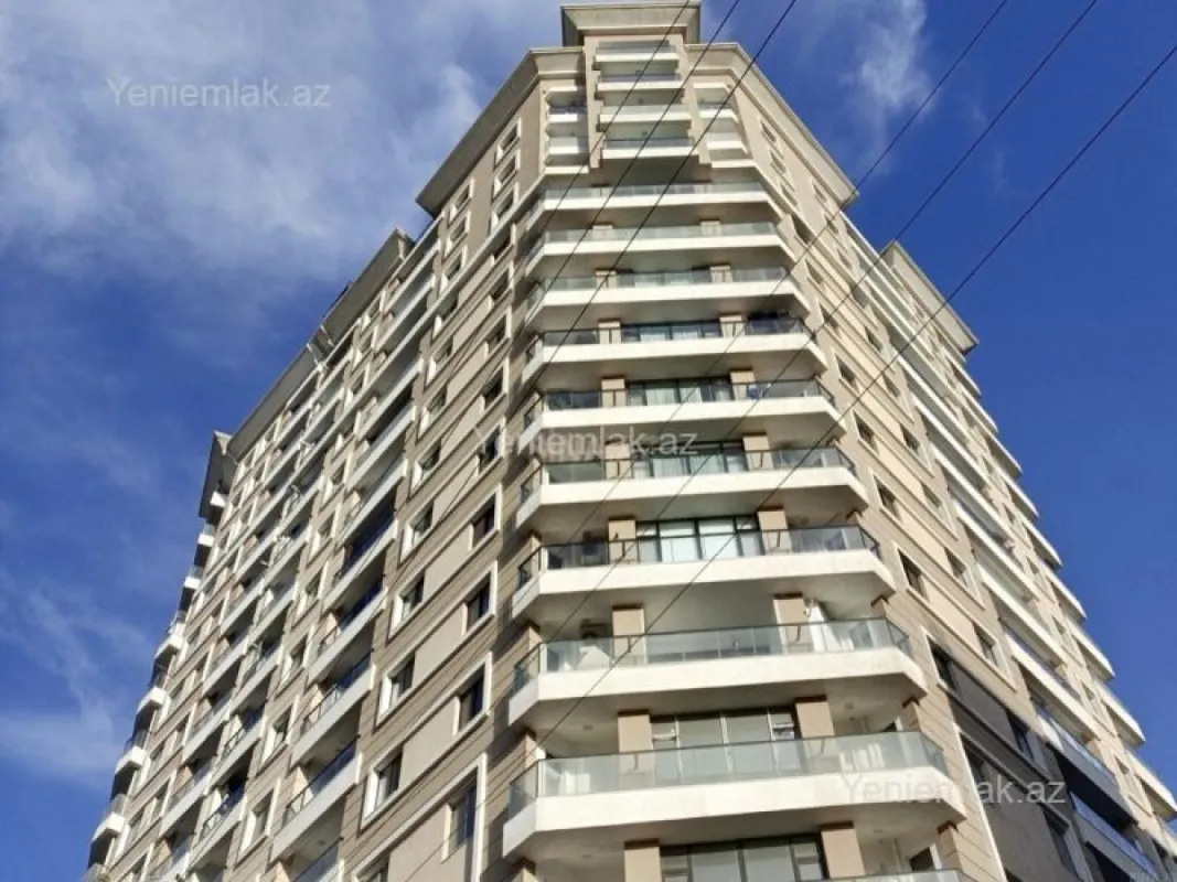 Satılır 3 otaqlı yeni tikili 125 m²