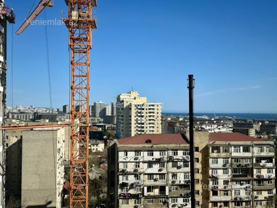 Satılır 3 otaqlı yeni tikili 125 m²