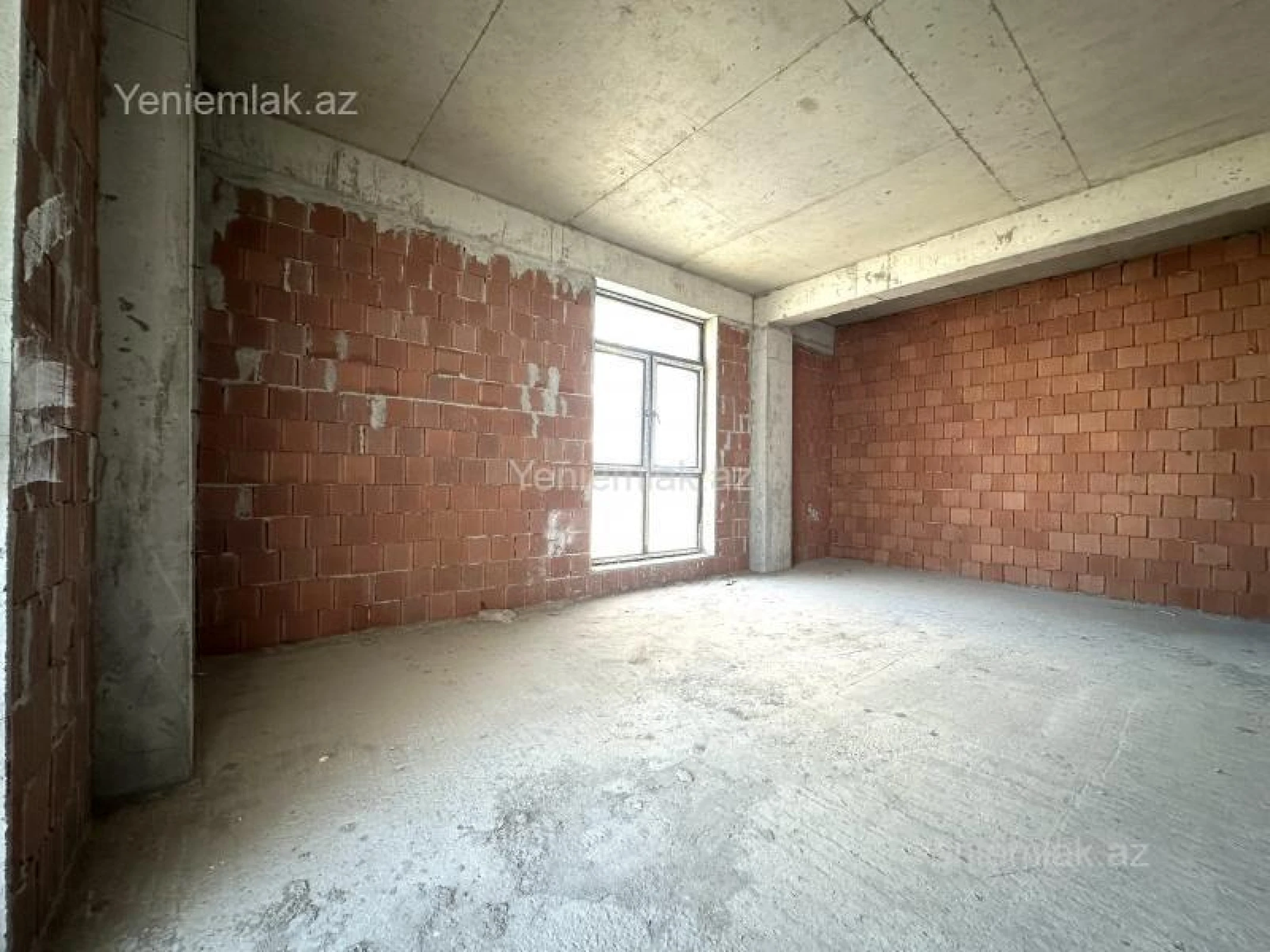 Satılır 3 otaqlı yeni tikili 125 m²