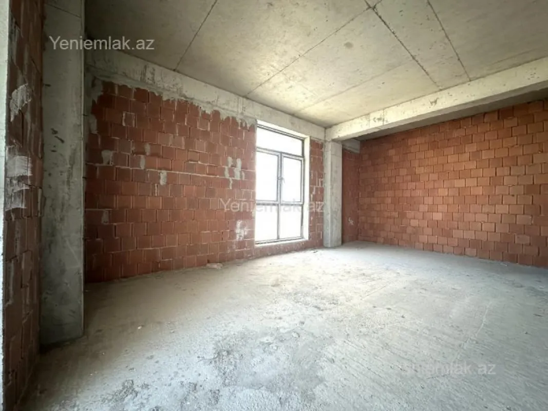 Satılır 3 otaqlı yeni tikili 125 m²