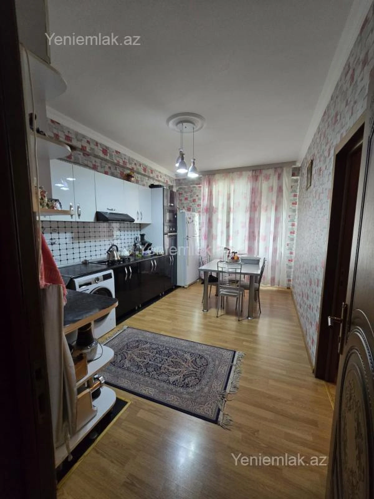 Satılır 2 otaqlı yeni tikili 83.5 m²