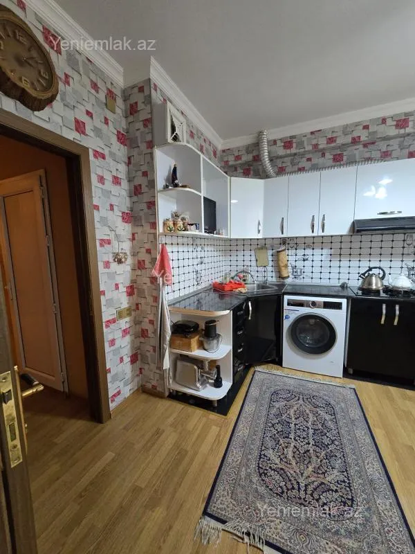 Satılır 2 otaqlı yeni tikili 83.5 m²