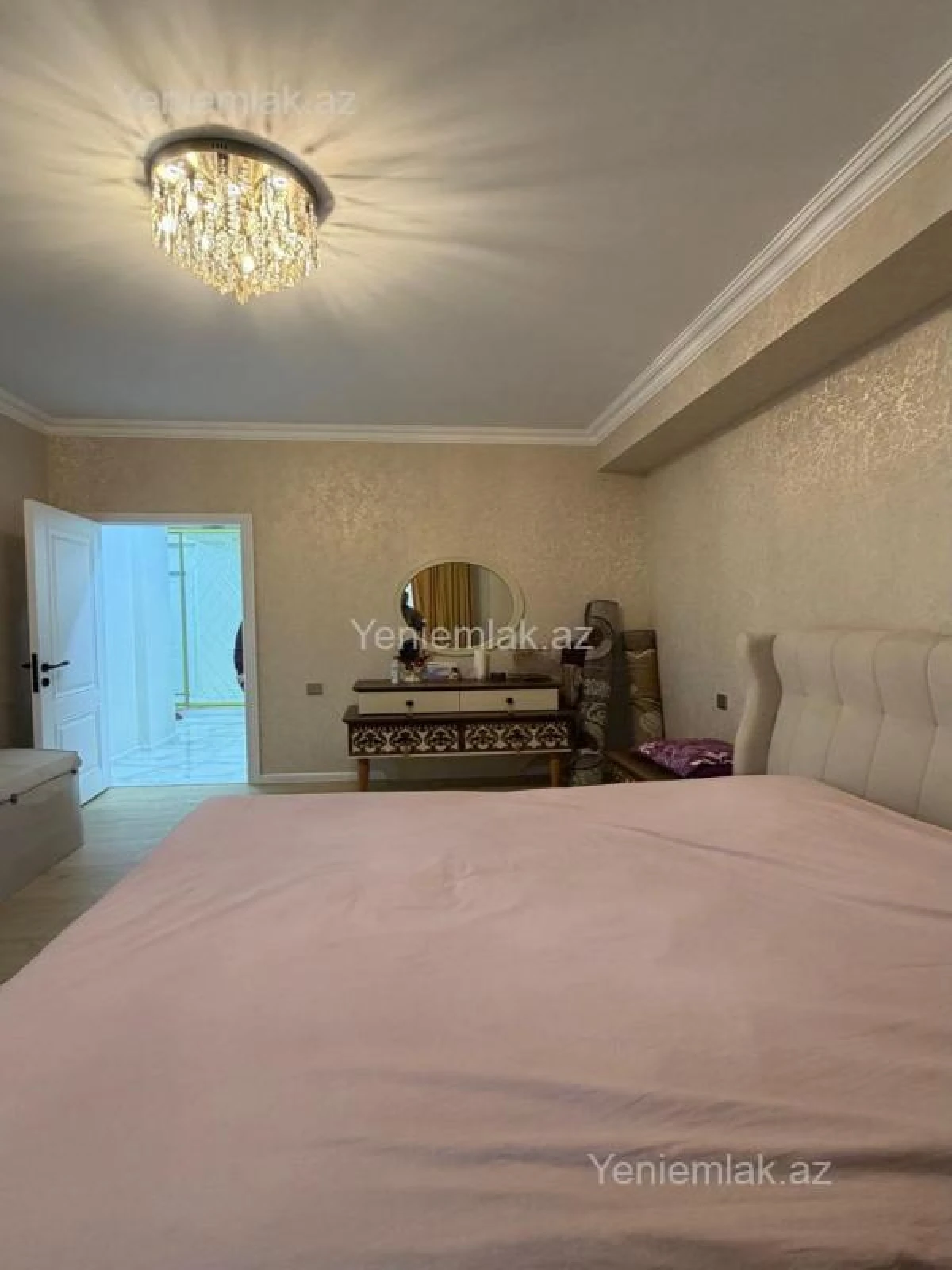 Satılır 3 otaqlı yeni tikili 83 m²