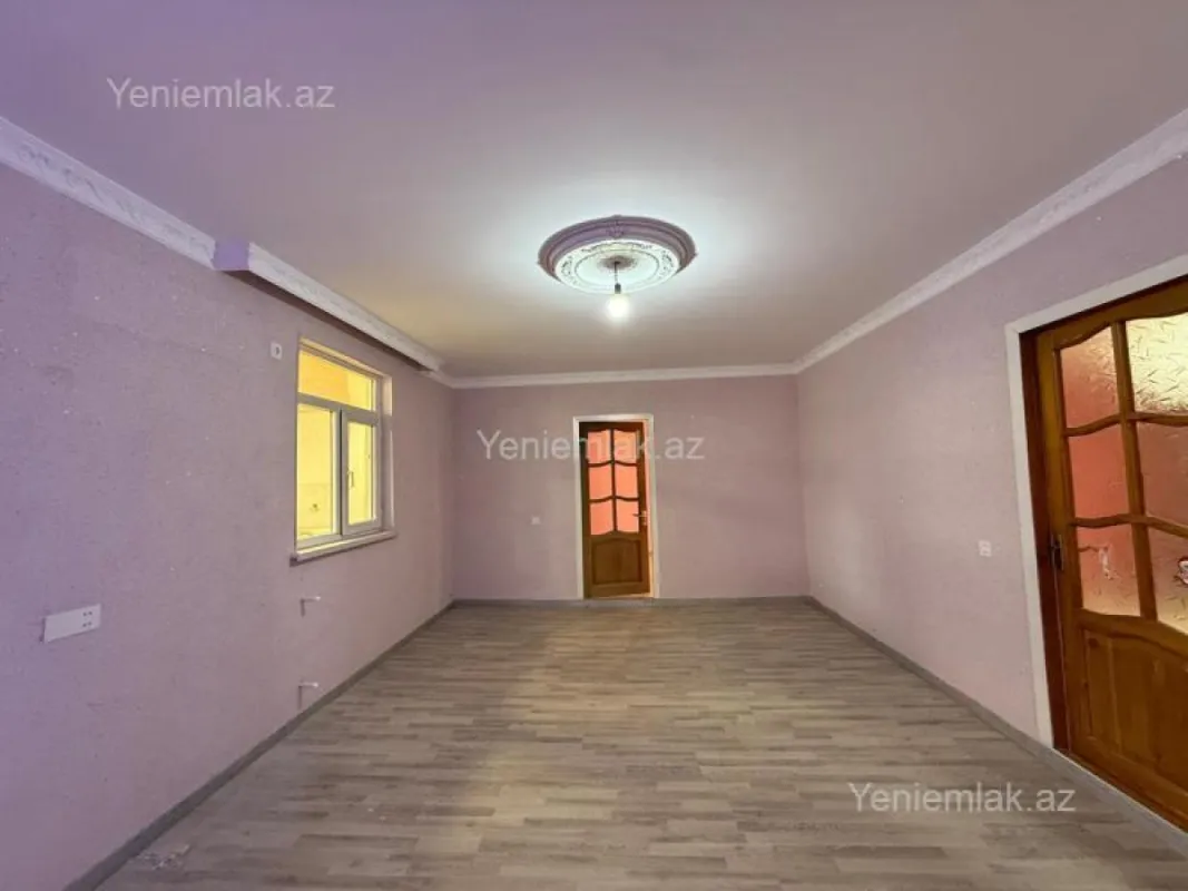 Satılır 5 otaqlı həyət evi 130 m²