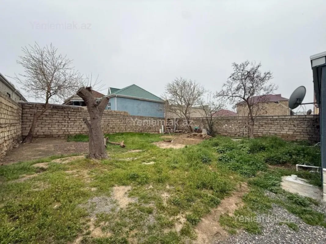 Satılır 5 otaqlı həyət evi 130 m²