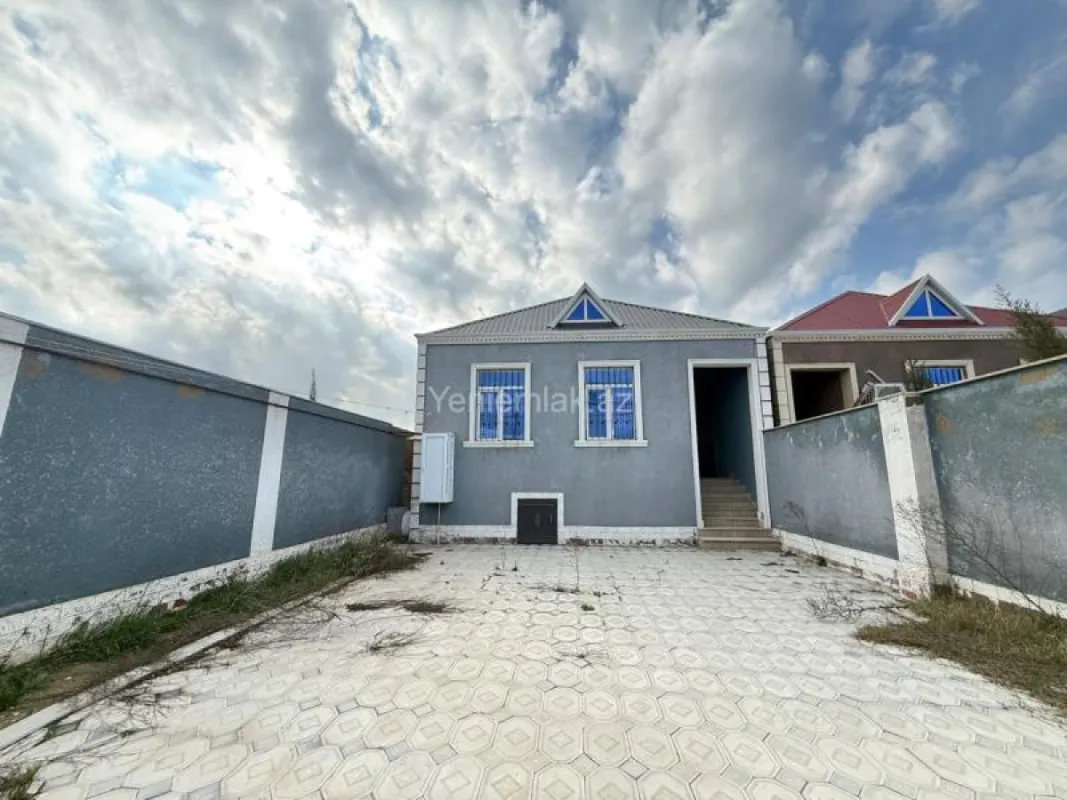 Satılır 3 otaqlı həyət evi 90 m²