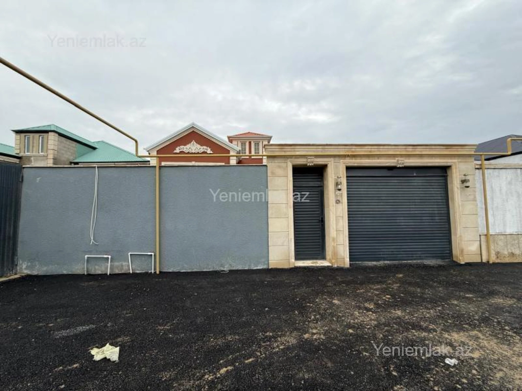 Satılır 4 otaqlı həyət evi 130 m²