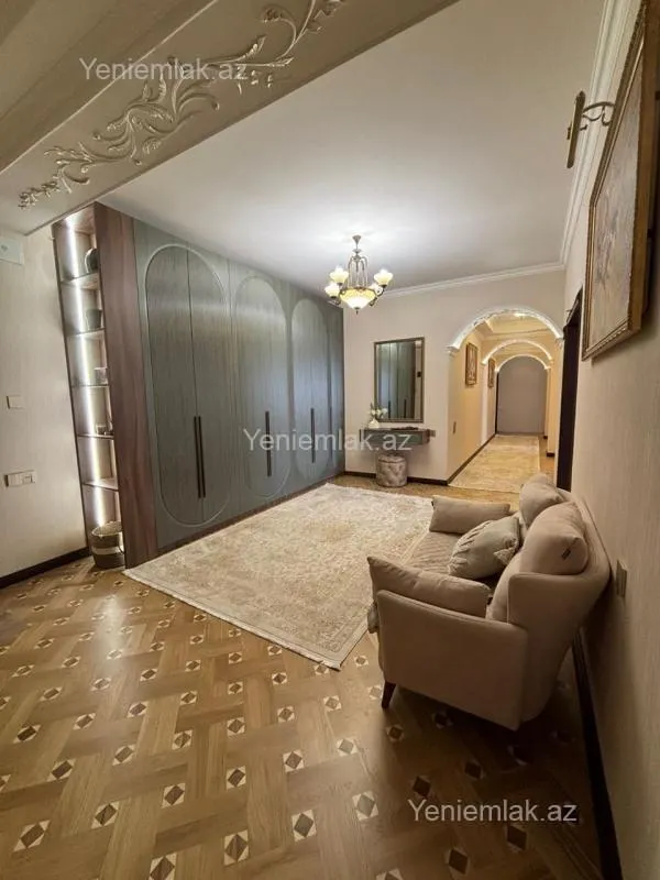 Satılır 4 otaqlı yeni tikili 170 m²