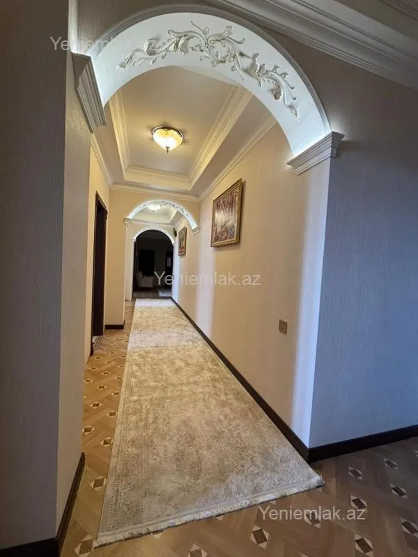 Satılır 4 otaqlı yeni tikili 170 m²