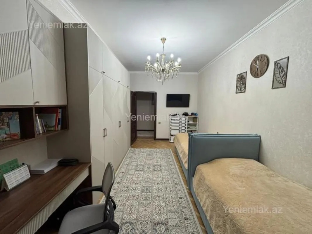 Satılır 4 otaqlı yeni tikili 170 m²