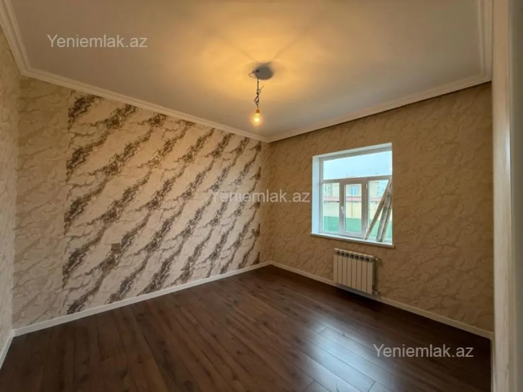 Satılır 4 otaqlı həyət evi 130 m²