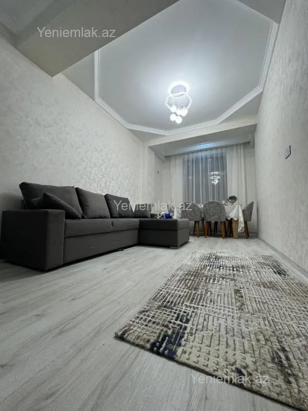 Satılır 2 otaqlı yeni tikili 60 m²