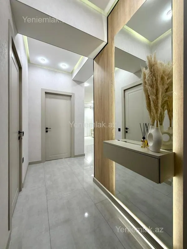 Satılır 2 otaqlı yeni tikili 78 m²