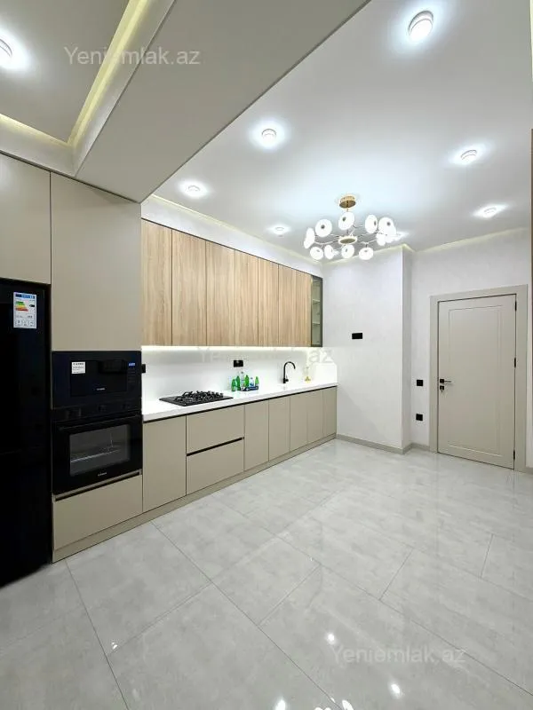 Satılır 2 otaqlı yeni tikili 78 m²