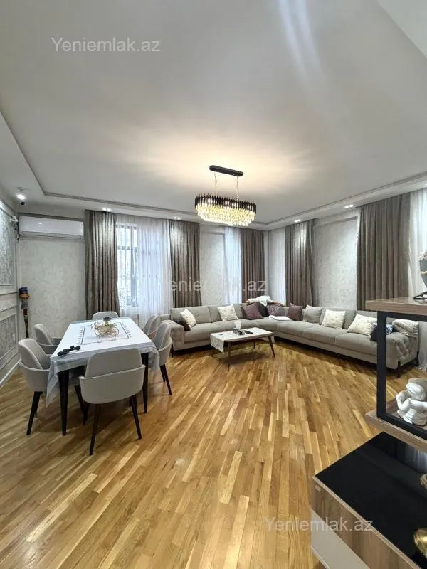 Satılır 2 otaqlı yeni tikili 100 m²