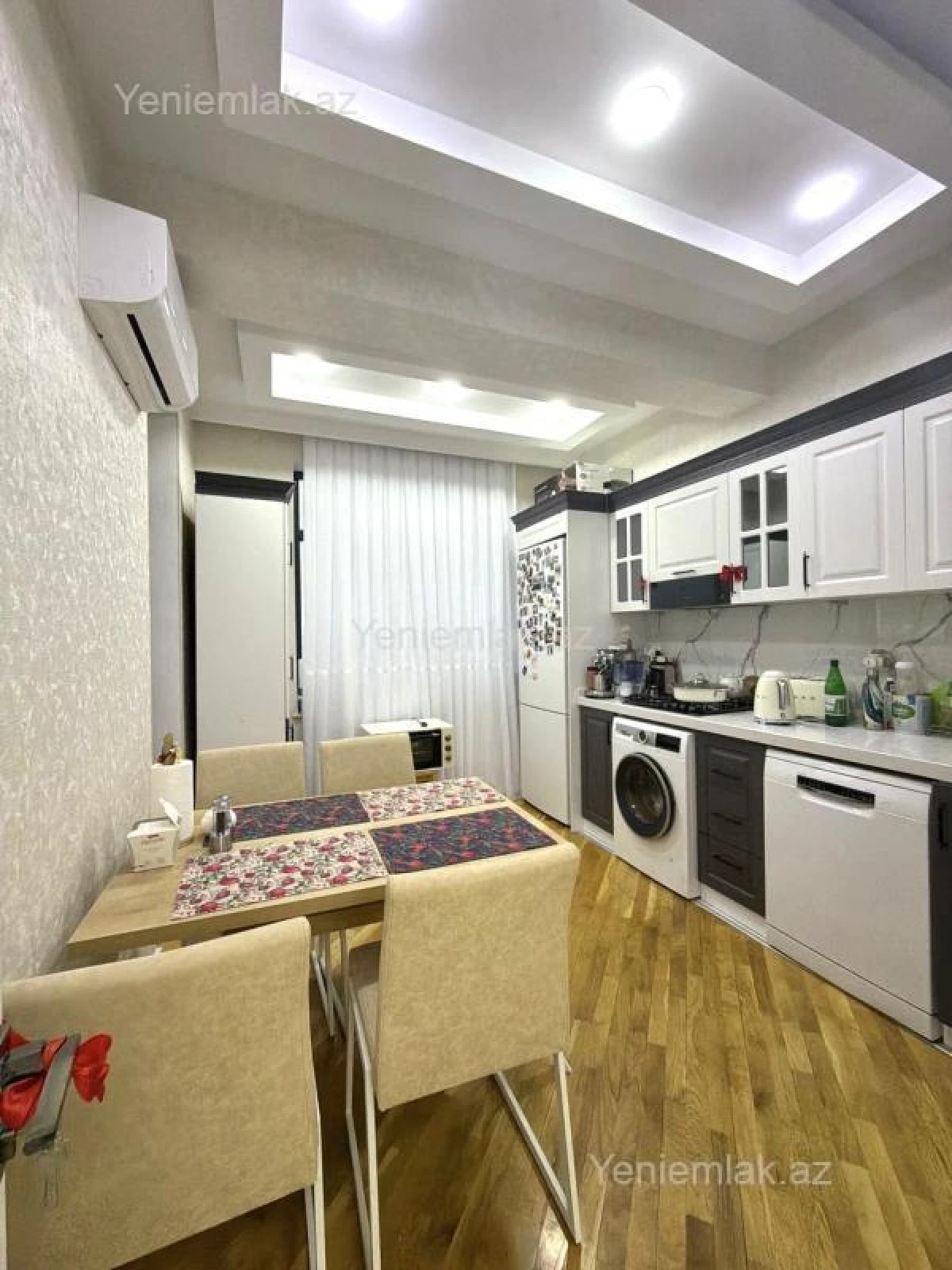 Satılır 2 otaqlı yeni tikili 100 m²