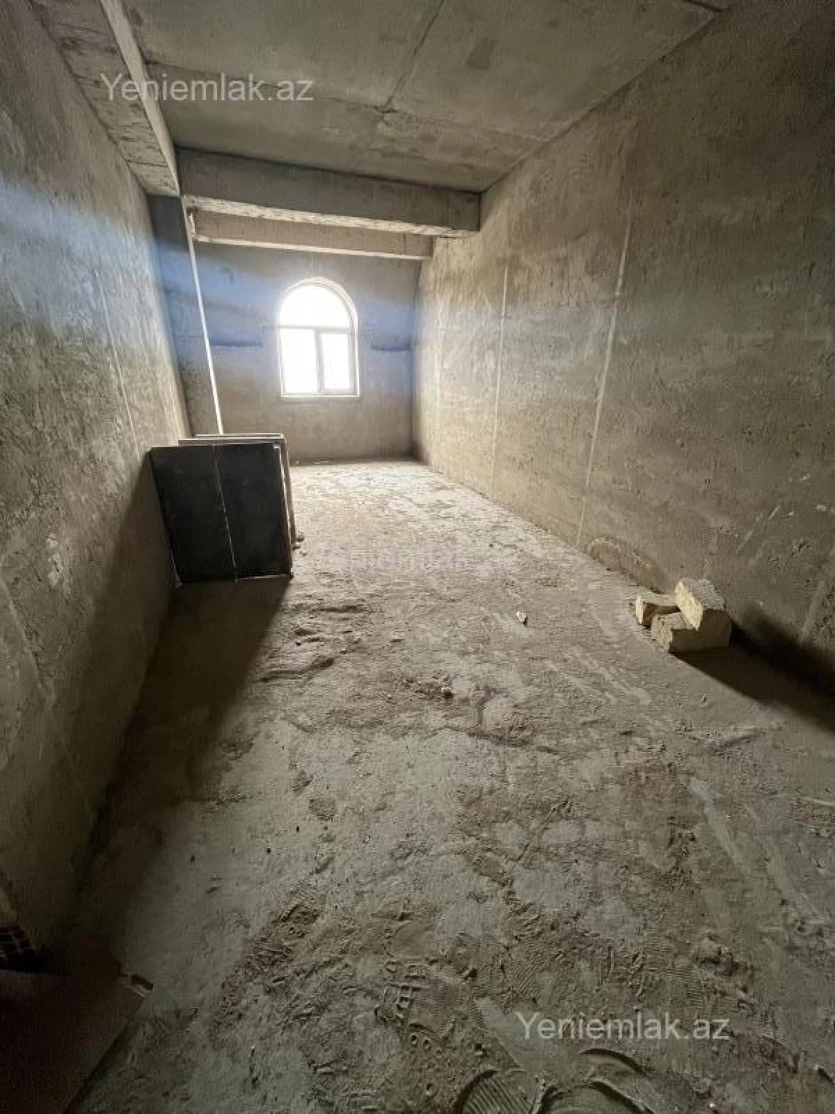 Satılır 3 otaqlı yeni tikili 85 m²