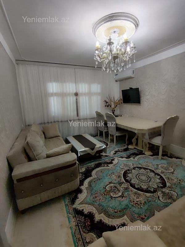 Satılır 4 otaqlı köhnə tikili 90 m² — Sumqayıt, 9-cu mikrorayon 4 otaq 90.00 m²