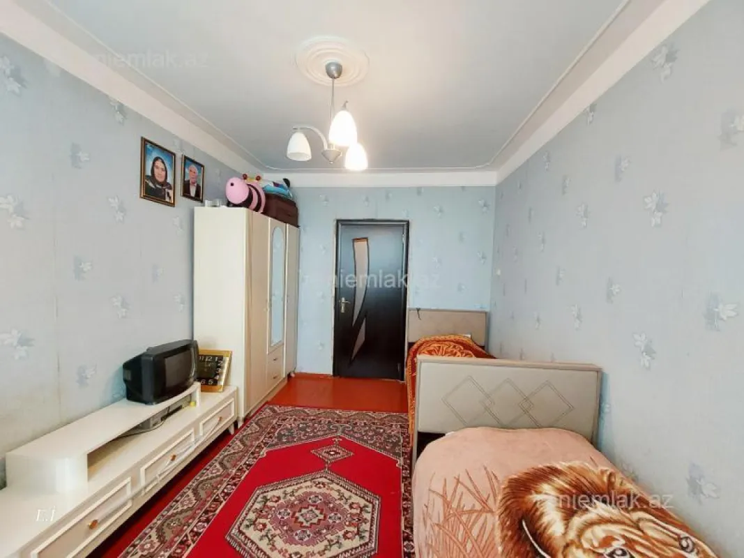 Satılır 3 otaqlı köhnə tikili 72 m²