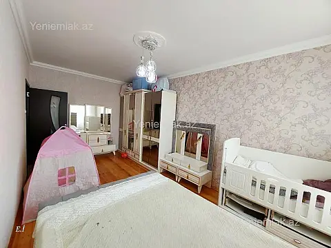 Satılır 3 otaqlı köhnə tikili 72 m²