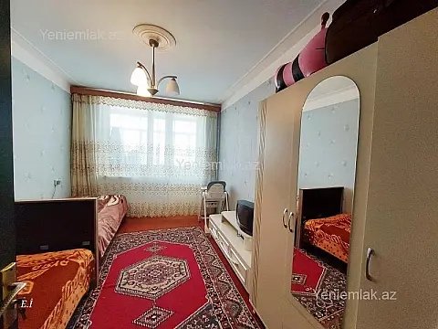 Satılır 3 otaqlı köhnə tikili 72 m²