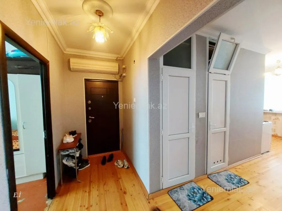 Satılır 3 otaqlı köhnə tikili 72 m²