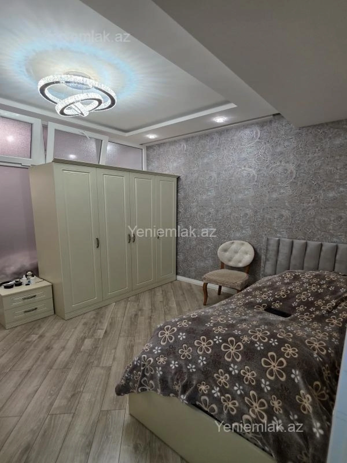 Satılır 3 otaqlı yeni tikili 105 m²