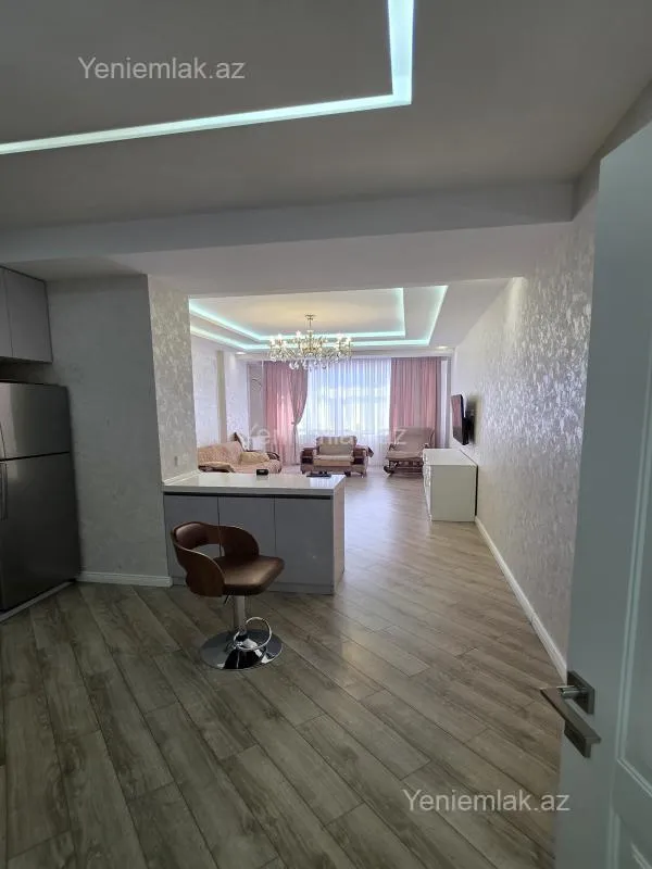 Satılır 3 otaqlı yeni tikili 105 m²