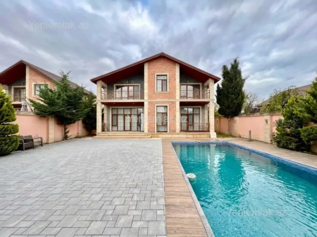 Satılır 5 otaqlı həyət evi 220 m²