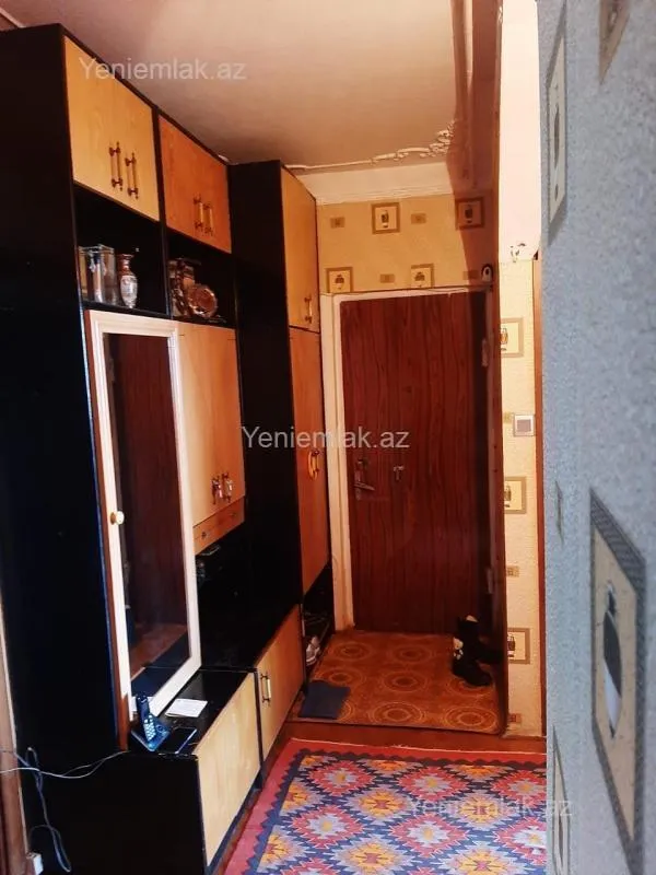 Satılır 3 otaqlı köhnə tikili 80 m²